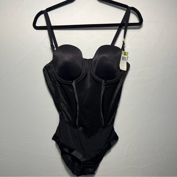 Maidenform® Firm Control Shapewear Easy-Up Strapless Body Shaper 38B NWT - Picture 2 of 11